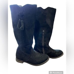 Cat & Jack girls size 13 black “suede” boot